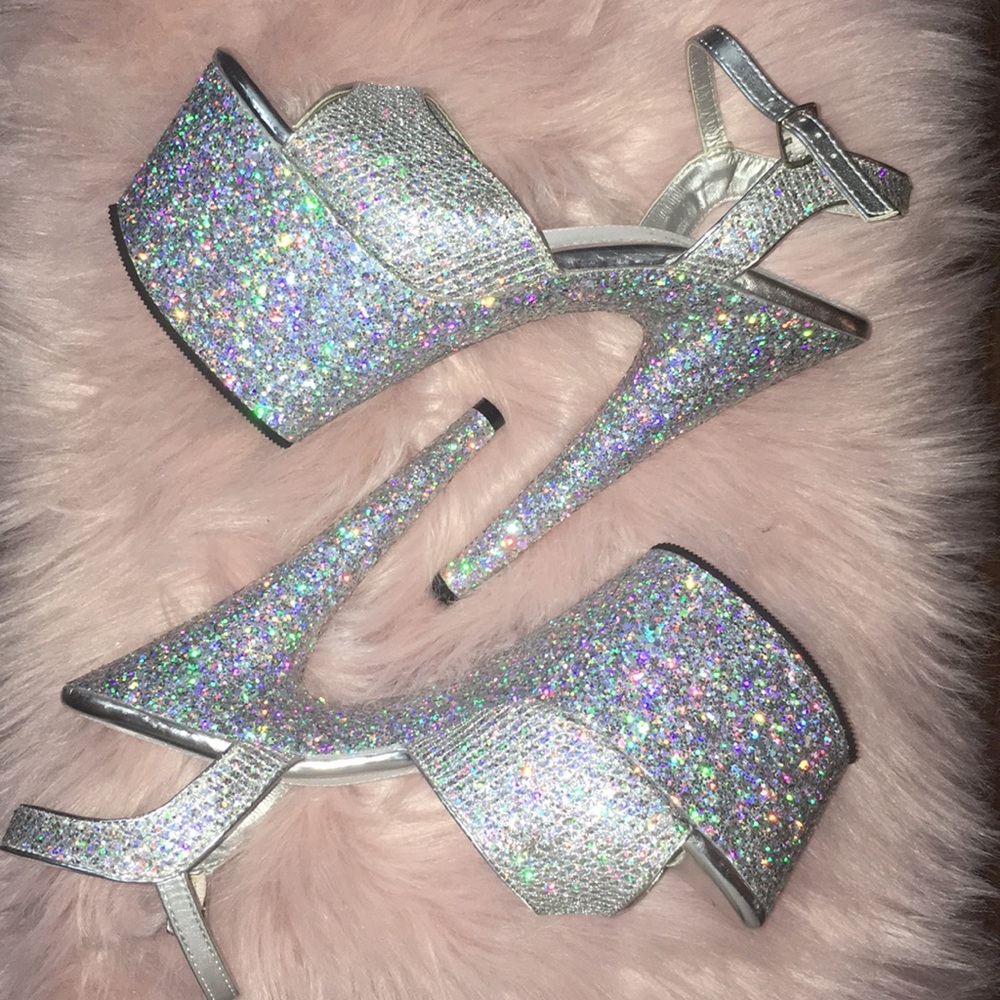 8 inch GLITTER pleasers!!